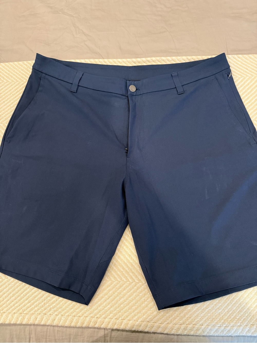 lululemon athletica Men's Dark Navy Flat-Front Performance Shorts